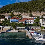 House Subic Supetarska Draga