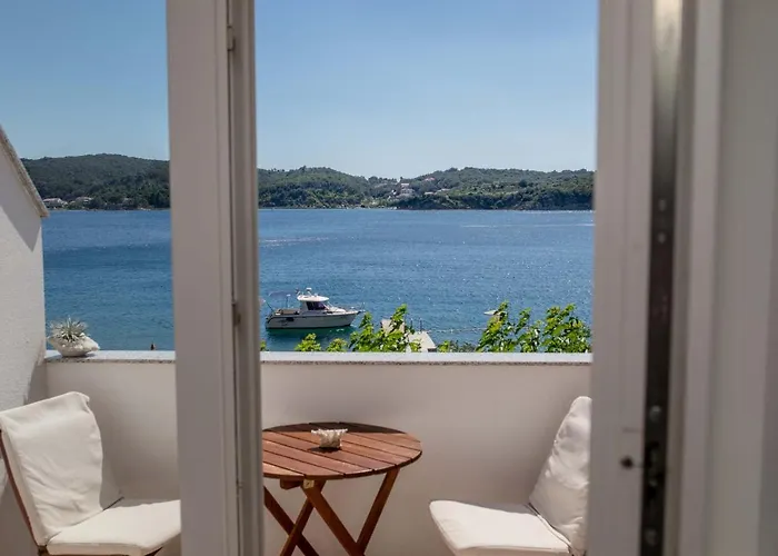 House Subic Apartment *