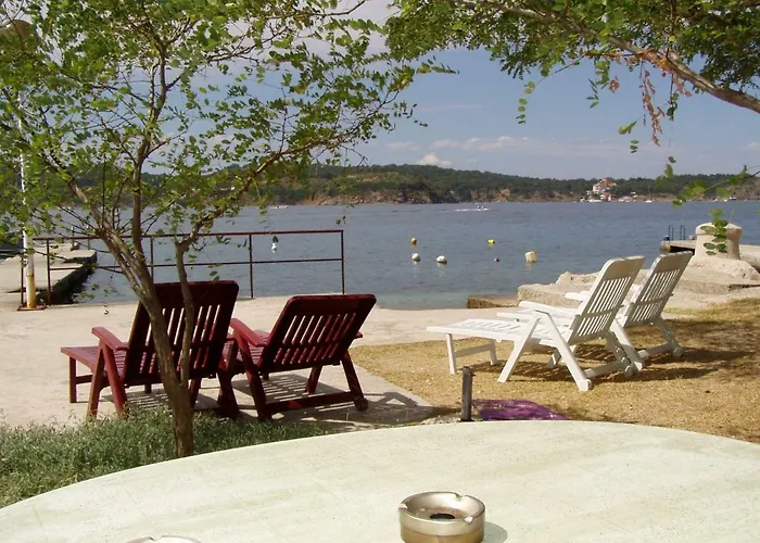 House Subic Apartment *