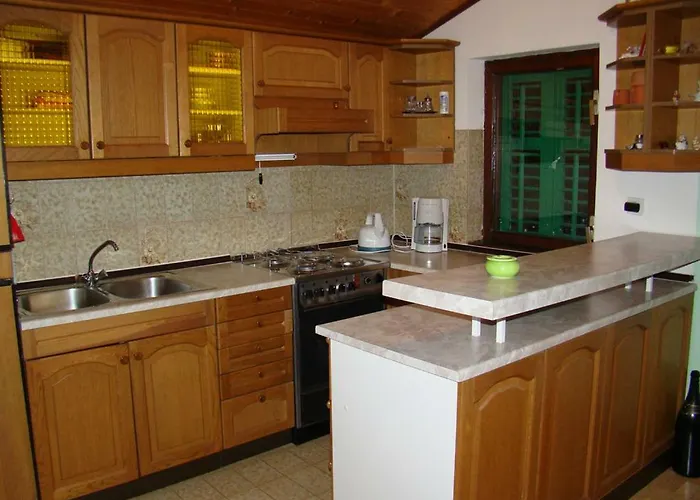 House Subic * Supetarska Draga