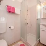 Apartman House Subic *