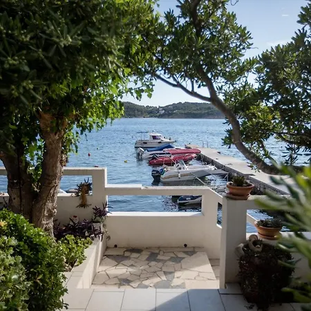 Apartman House Subic