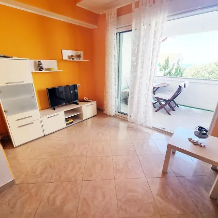 House Subic شقة *