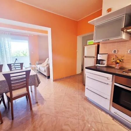 Apartment House Subic