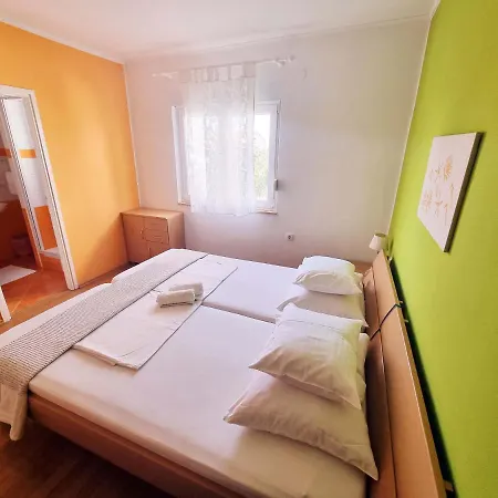House Subic * Supetarska Draga