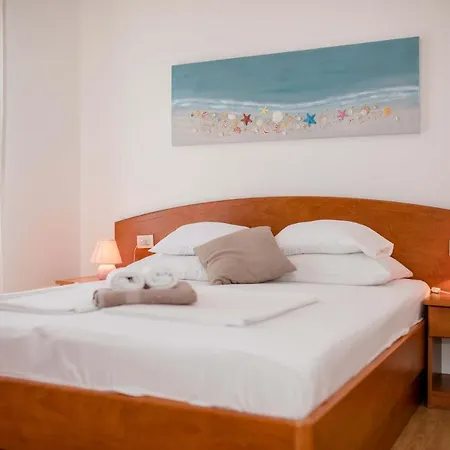 Apartment House Subic Supetarska Draga