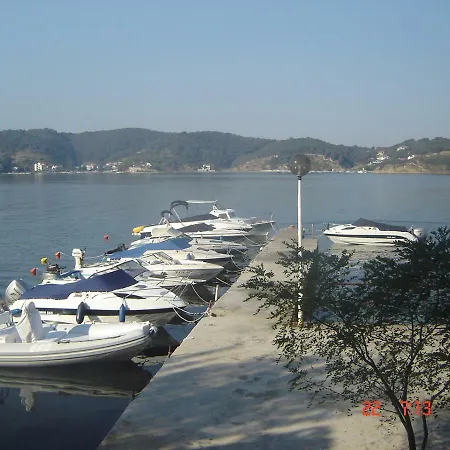 House Subic * Supetarska Draga