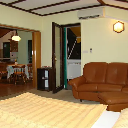 House Subic Supetarska Draga