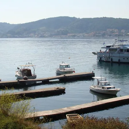 Apartment House Subic Supetarska Draga