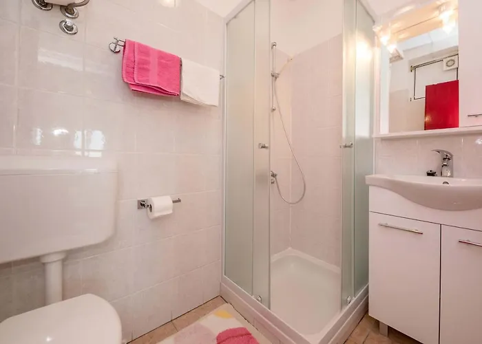 Appartement House Subic *